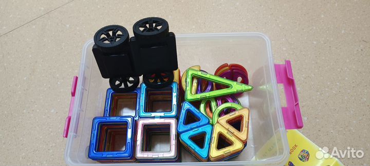 Конструктор магнитный