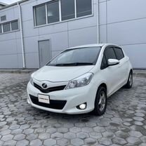 Toyota Vitz 1.0 CVT, 2012, 130 000 км, с пробегом, цена 649 000 руб.