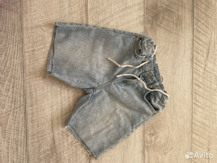 Джинсовые шорты на мальчика Zara