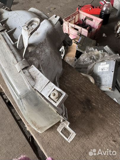 Фара правая Toyota Tercel