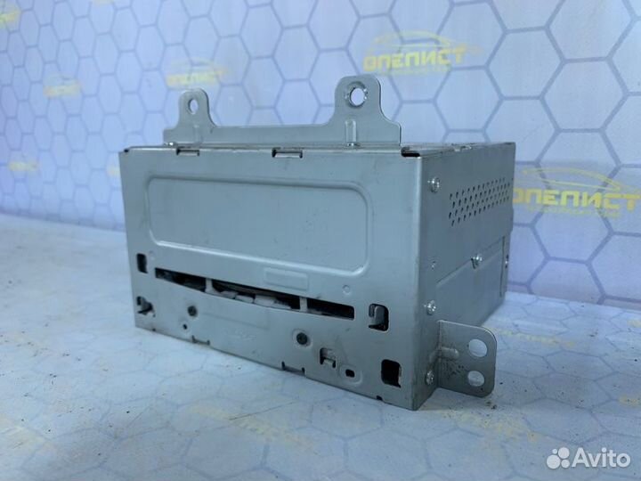 Магнитола Opel Astra J 2013