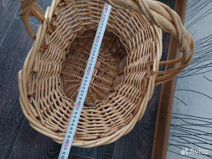 Корзина плетенная