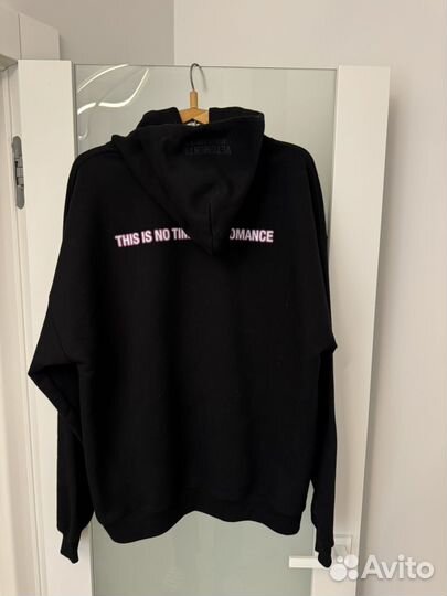 Vetements no time for romance