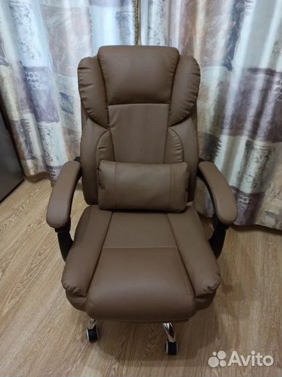 Компьютерное игровое кресло с массажем