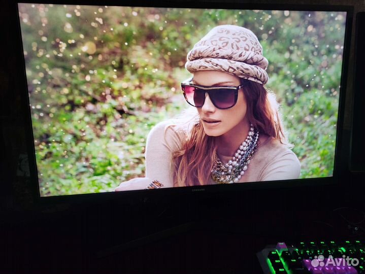 Монитор Samsung 4k 60гц VA 31.5