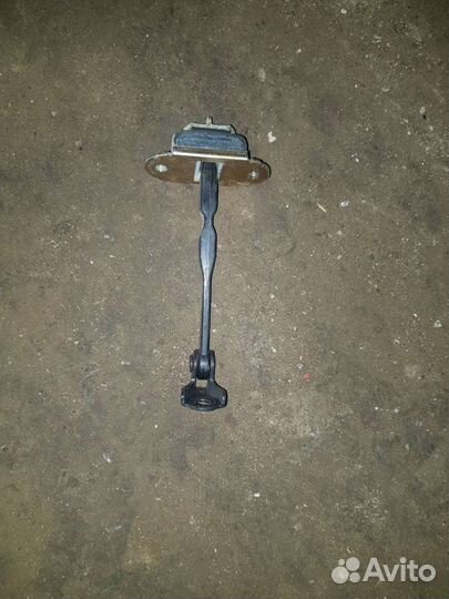 Ограничитель дверей ховер м2