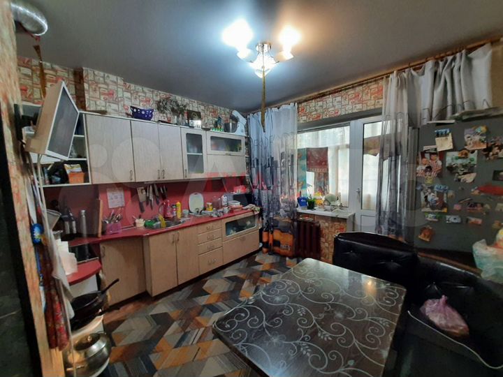 2-к. квартира, 60,7 м², 1/9 эт.