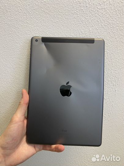 iPad 8 128гб wi-fi+cellular