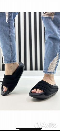 Шлёпанцы модные