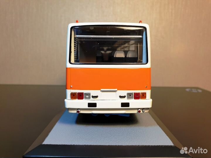 Ikarus 250.58 икарус Красно-Белый classicbus