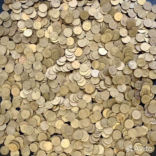 1450 монет номиналом 1 копейка СССР