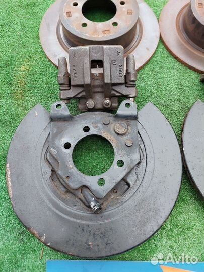 Задние тормоза Мицубиси Лансер 10 диск 302мм