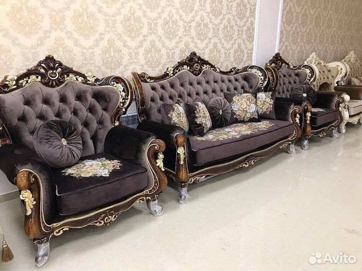 Диван в стиле барокко от производителя