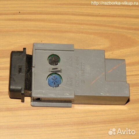 Кнопка обогрева заднего стекла Toyota Camry V20