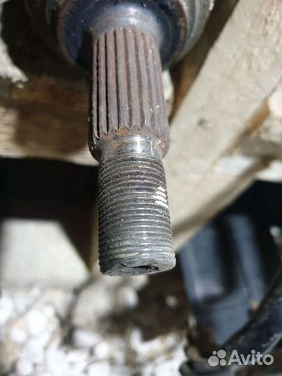 Привод левый Renault Logan Рено Логан