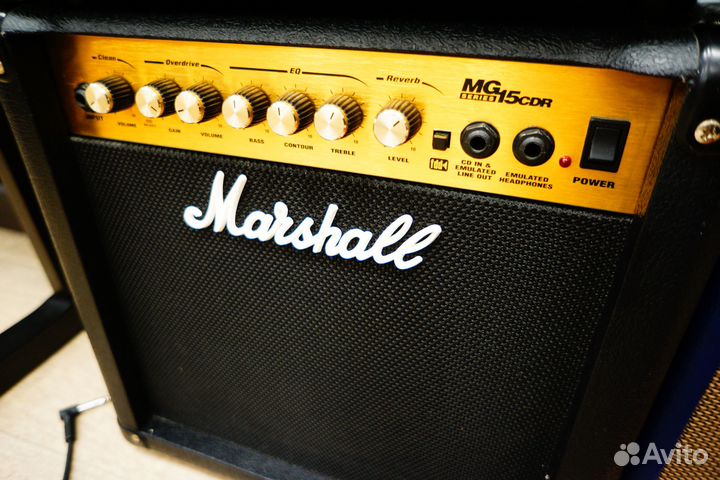 Комбик для электрогитары с проводом