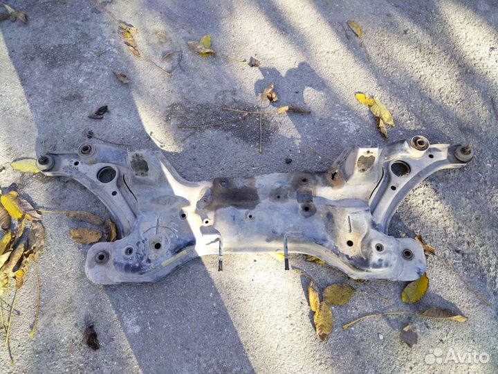 Подрамник (передняя балка) хендай гетц