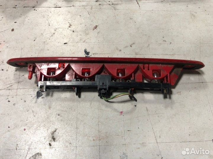 Стоп-сигнал дополнительный задний Peugeot 107