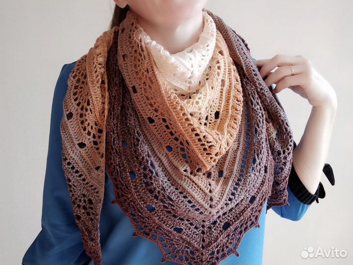 Новая вязаная шаль ручной работы