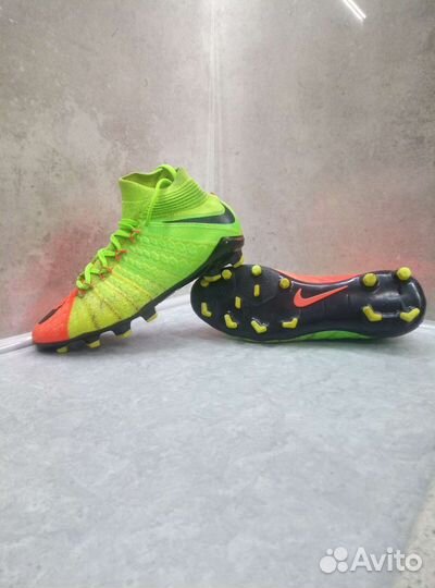 Бутсы nike hypervenom