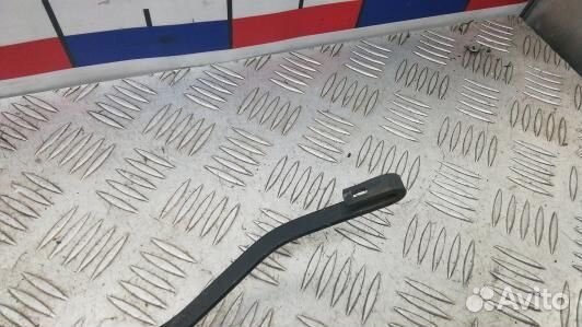 Щеткодержатель лобового стекла KIA sorento 1 (9BR0