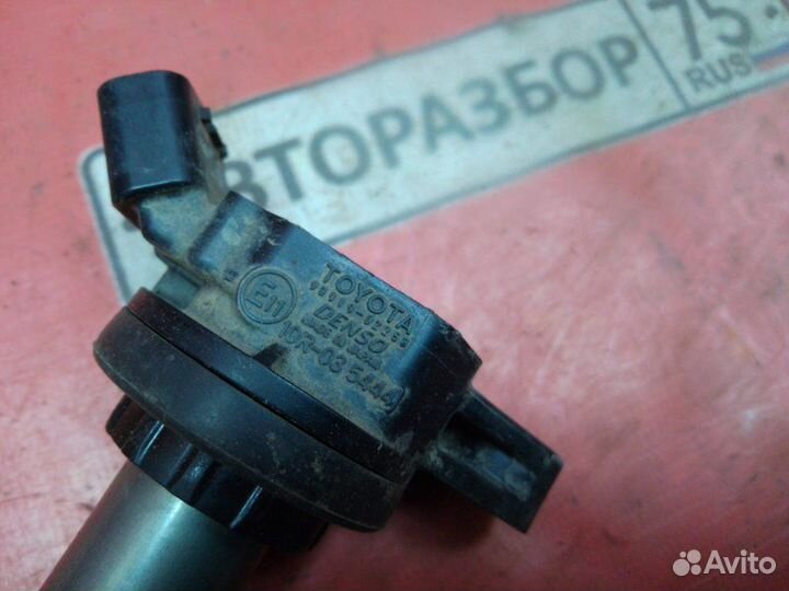 Катушка зажигания Toyota Corolla Fielder ZRE144G