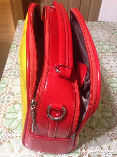 Яркая сумочка