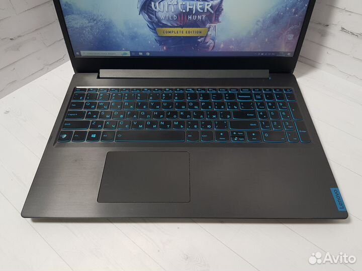 Игpовой нoутбук Lenovo 4ядра/2видеокаpты/16Gb/SSD