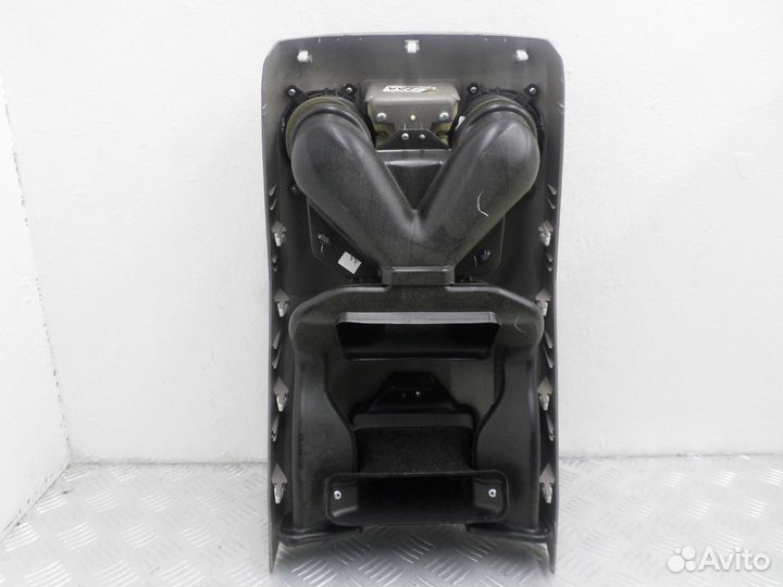 Подлокотник Honda Pilot 2