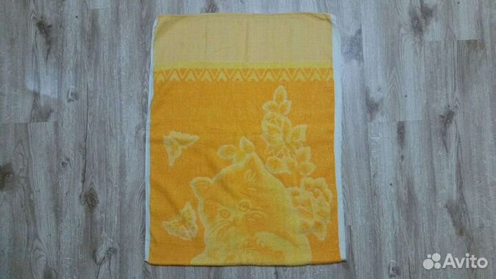 Полотенце Кот и бабочки