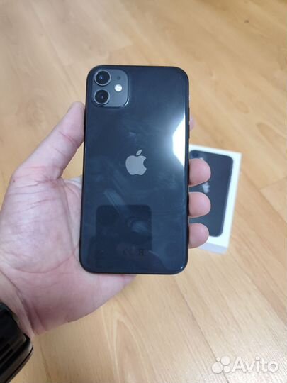 iPhone 11, 64 ГБ