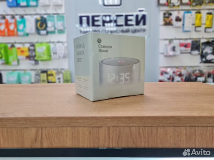 Умная колонка Яндекс станция мини с часами