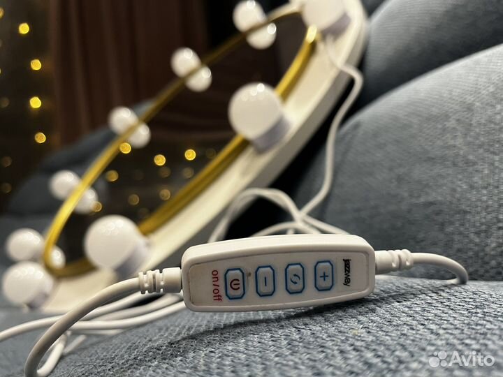 Гримерное зеркало круглое