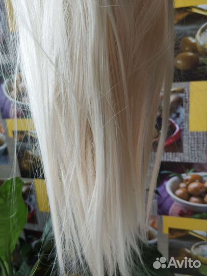 Волосы на заколках искусственные