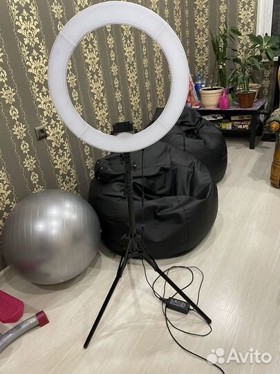 Кольцевая лампа со штативом 48 см