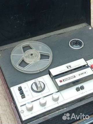 Катушечный магнитофон Маяк 203