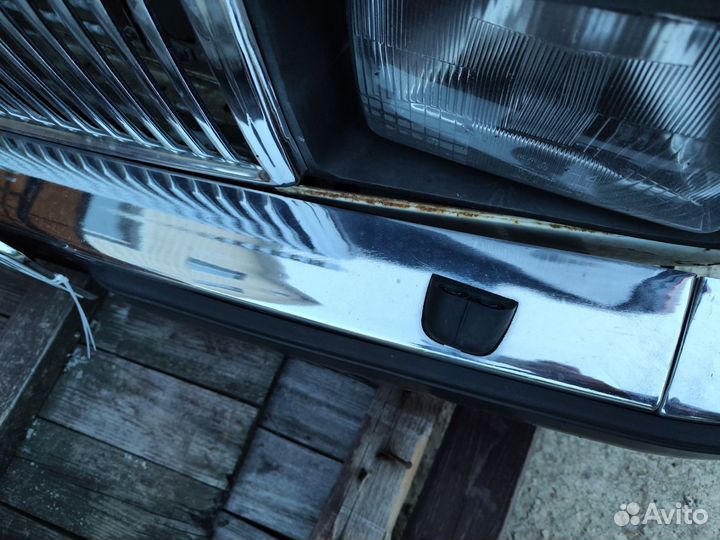 Бампер передний газ 3102 с омывателями