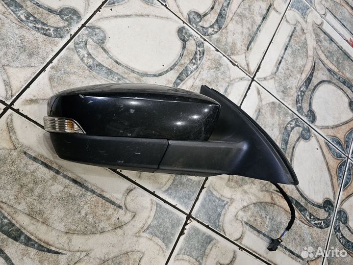 Зеркало Skoda Rapid