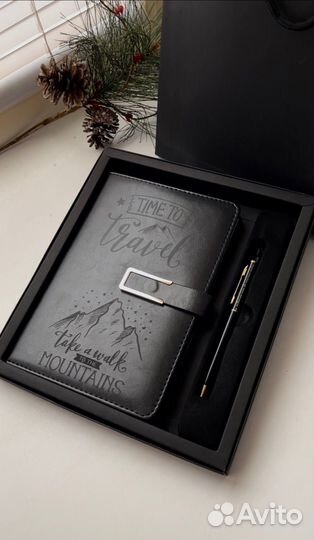 Именной ежедневник с гравировкой, подарок