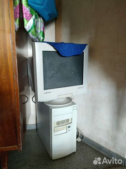 Монитор компьютер