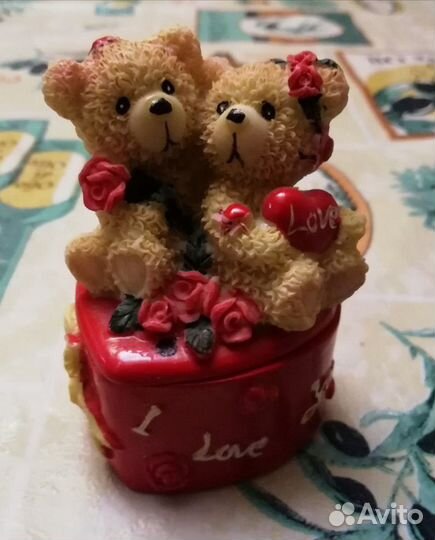 Шкатулка с мишками