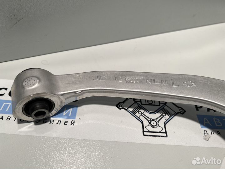 Передний верхний рычаг Infiniti G25, G35, G37, Q40