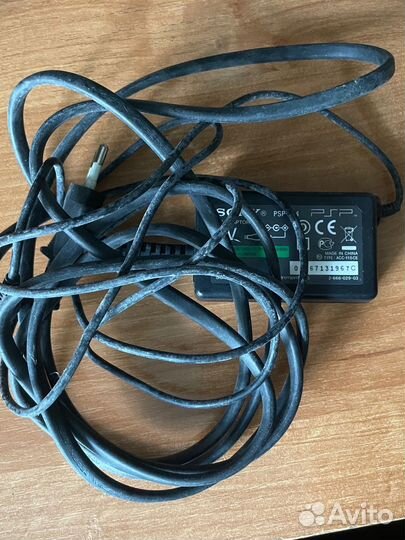 Зарядное устройство для игровой поиставки psp