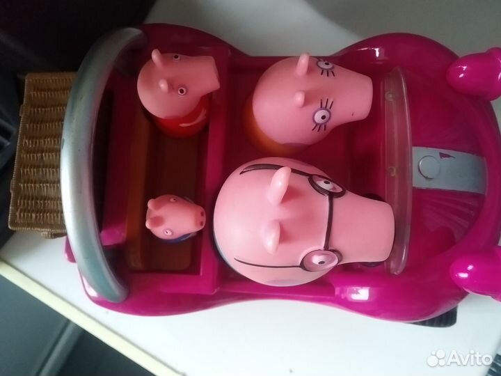 Машинка со свинкой Пеппой