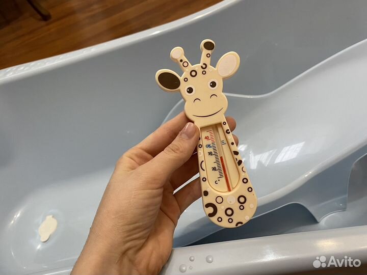 Ванночка для купания с горкой