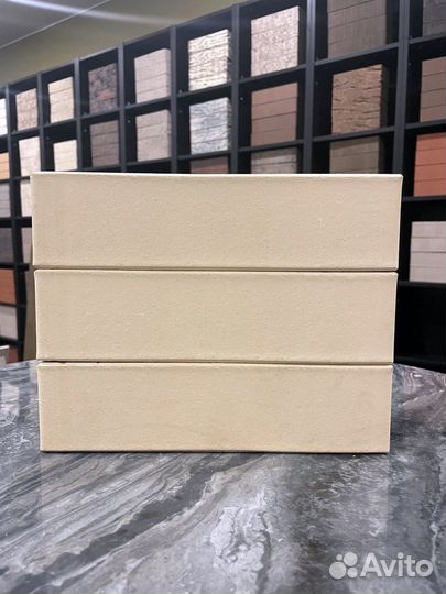 Облицовочный кирпич белый дерево завода Строма