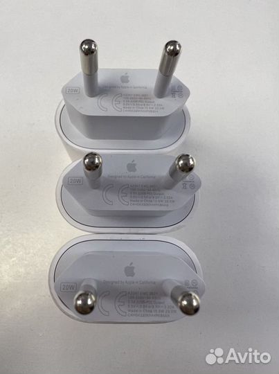 Зарядное устройство для iPhone-iPad