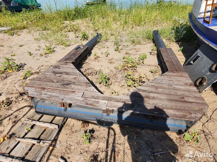 Понтон для лодки