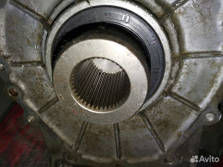 Раздатка Ssang Yong Rexton 32000-08021