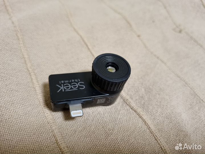 Тепловизор Seek Thermal Compact XR для iPhone
